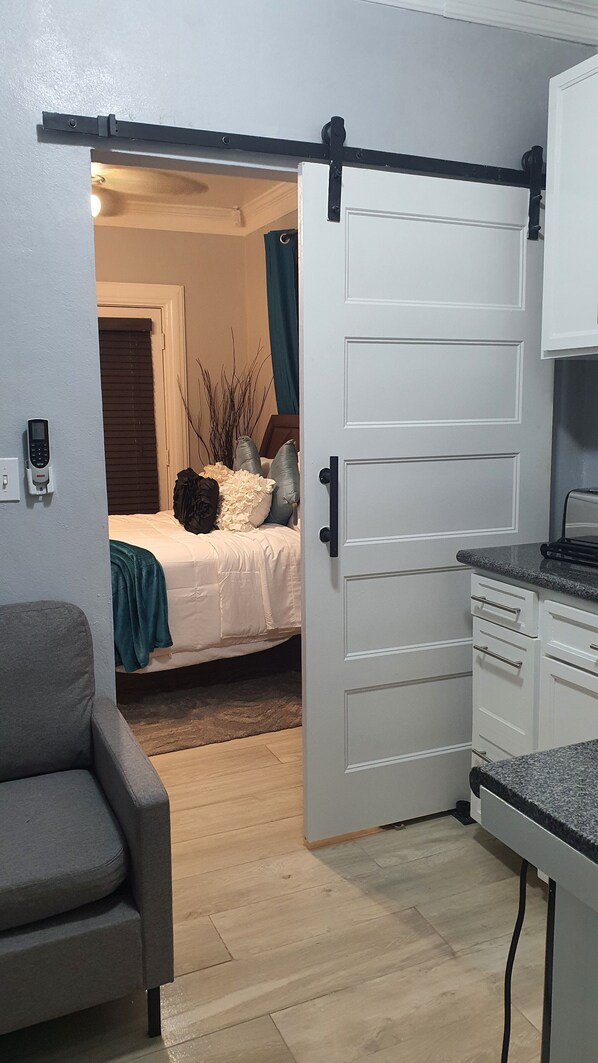 1 bedroom, iron/ironing board, WiFi, bed sheets