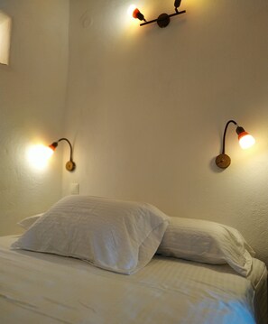 1 Schlafzimmer, Bügeleisen/Bügelbrett