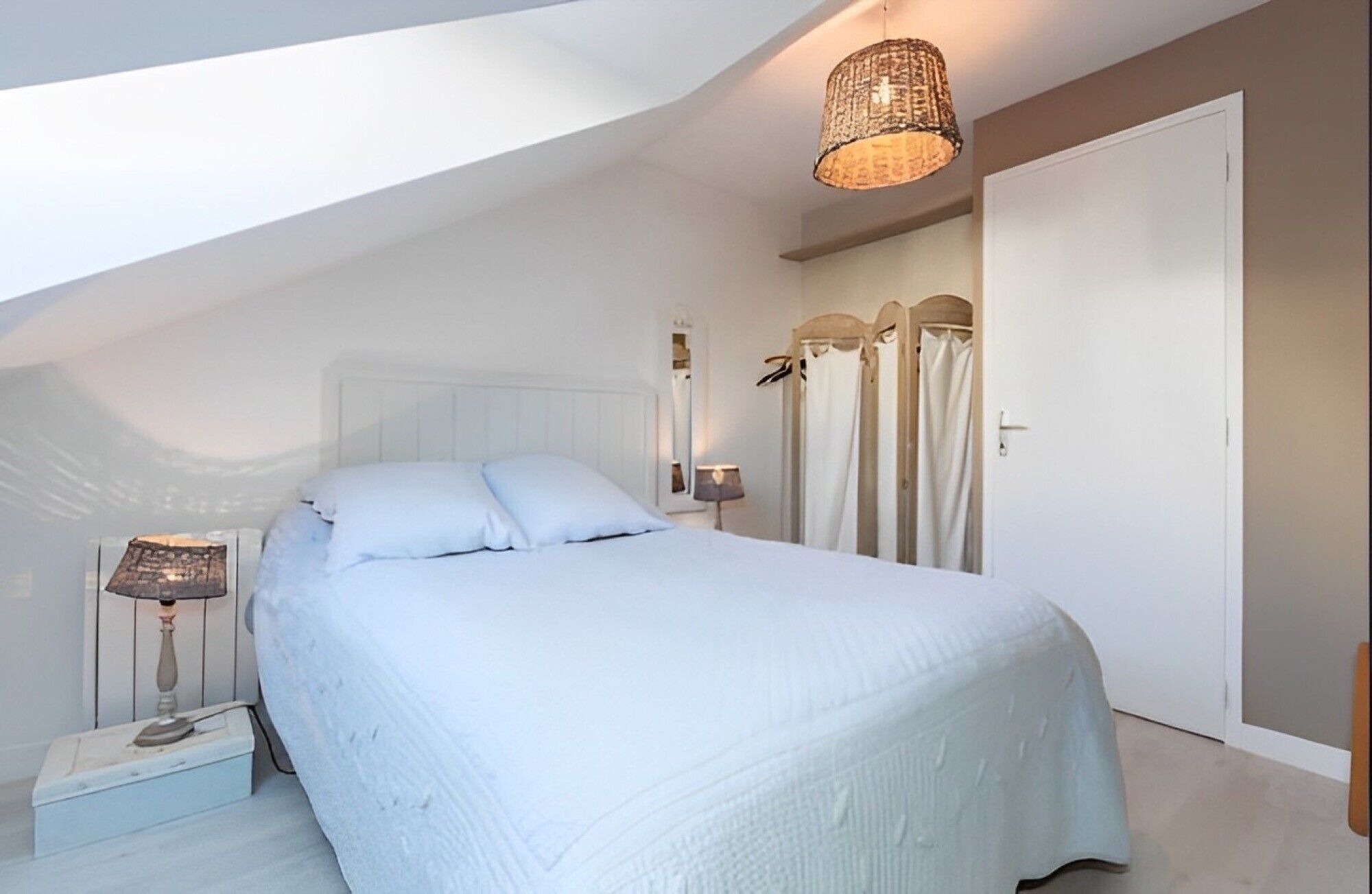 1 camera, ferro/asse da stiro, Wi-Fi gratuito, lenzuola