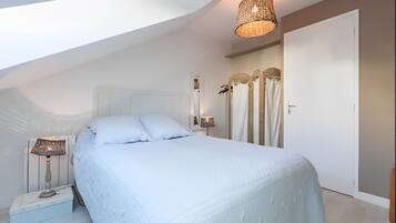 1 camera, ferro/asse da stiro, Wi-Fi gratuito, lenzuola