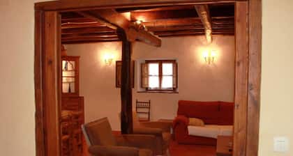 Casa rural 'Del Recaudador' con terraza y jardín privados