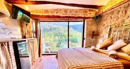 Apartment 'Duende' with Mountain View, Balcony and Air Conditioning