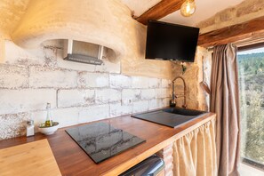 Refrigerador, microondas, horno, placa de cocina