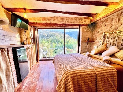 Apartment 'Duende' with Mountain View, Balcony and Air Conditioning