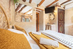 1 dormitori, wifi gratuïta i roba de llit 