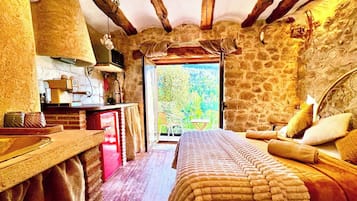 1 habitación, wifi gratis y ropa de cama