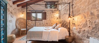 Country House 'La Casuca' with Mountain View, Private Terrace and Wi-Fi