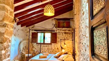 3 habitaciones, wifi gratis y ropa de cama