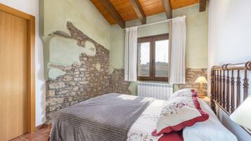 3 Schlafzimmer, kostenloses WLAN, Bettwäsche