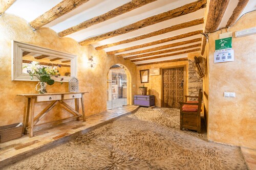 Apartment 'La Viña' with Mountain Views, Wi-Fi and Air Conditioning