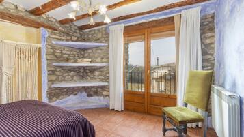 2 chambres, fer et planche Ă repasser, Wi-Fi gratuit, draps fournis