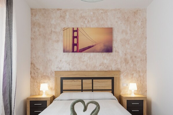 2 soverom og sengetøy