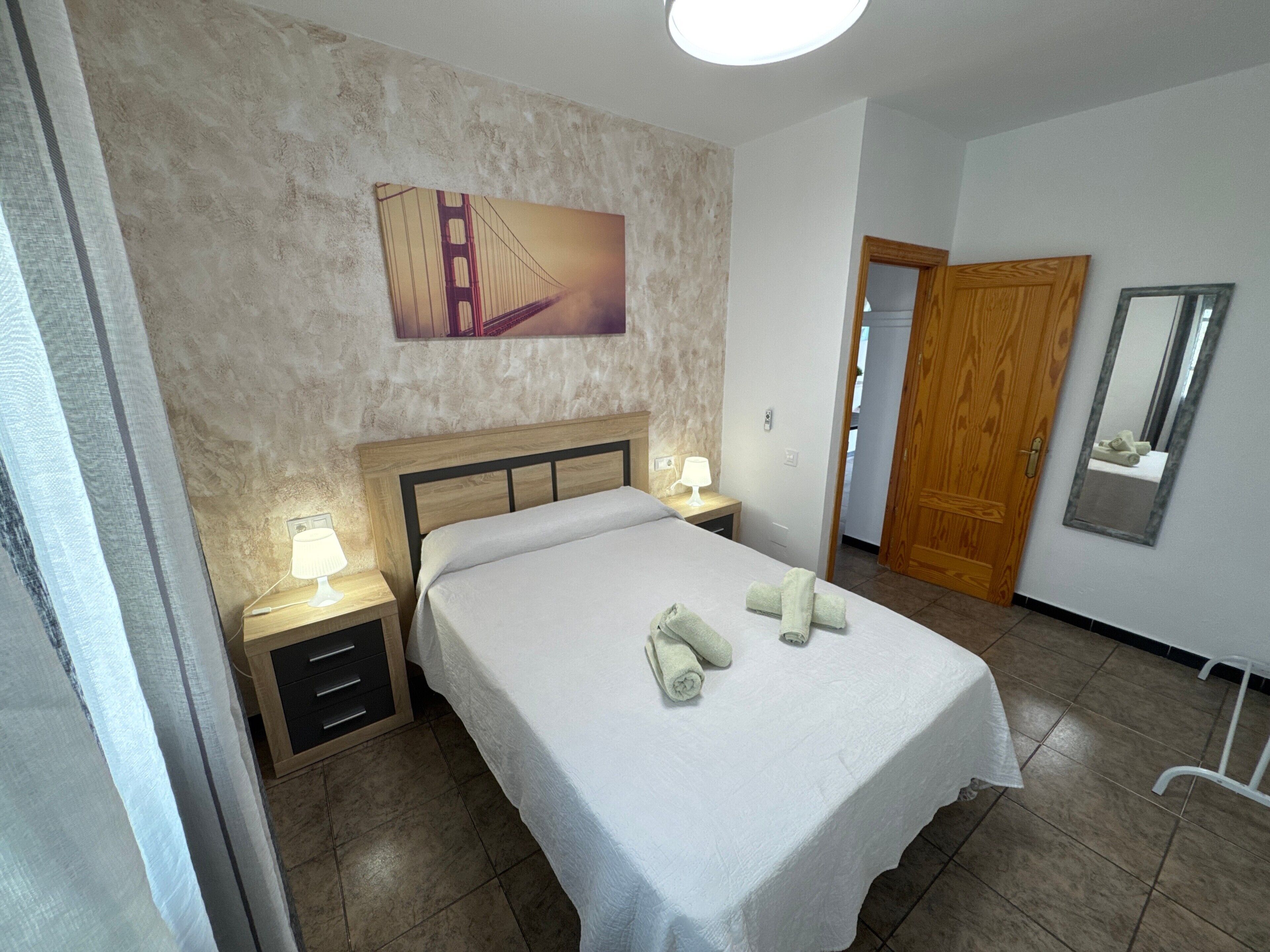 2 bedrooms, bed sheets