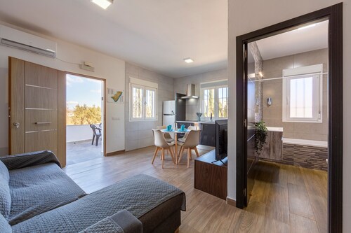 Apartment 'Citronela' with Private Terrace and Air Conditioning