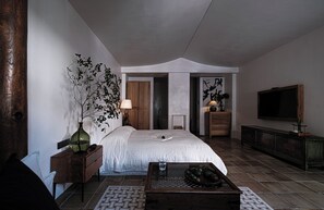 Enkeltrom – comfort, bakgårdsutsikt | Ekstrasenger (mot et tillegg), wi-fi (inkludert) og sengetøy