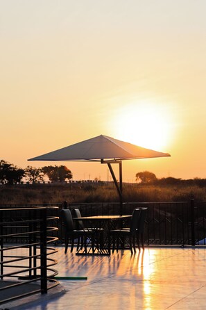 Exterior - Exotic Retreat (Gorentla)