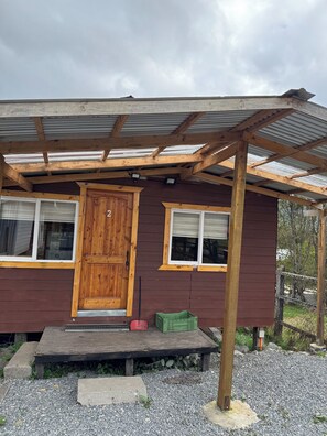 Exterior detail - Mateo Puyuhuapi Cabin (Puyuhuapi)