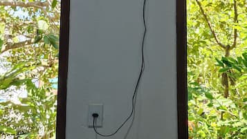 Economy Double Room, Garden View | 1 bedroom, free WiFi, bed sheets