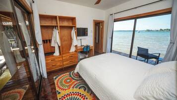 2 soverom, safe på rommet, skrivebord og strykejern/-brett