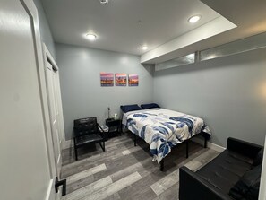1 dormitorio, tabla de planchar con plancha, wifi