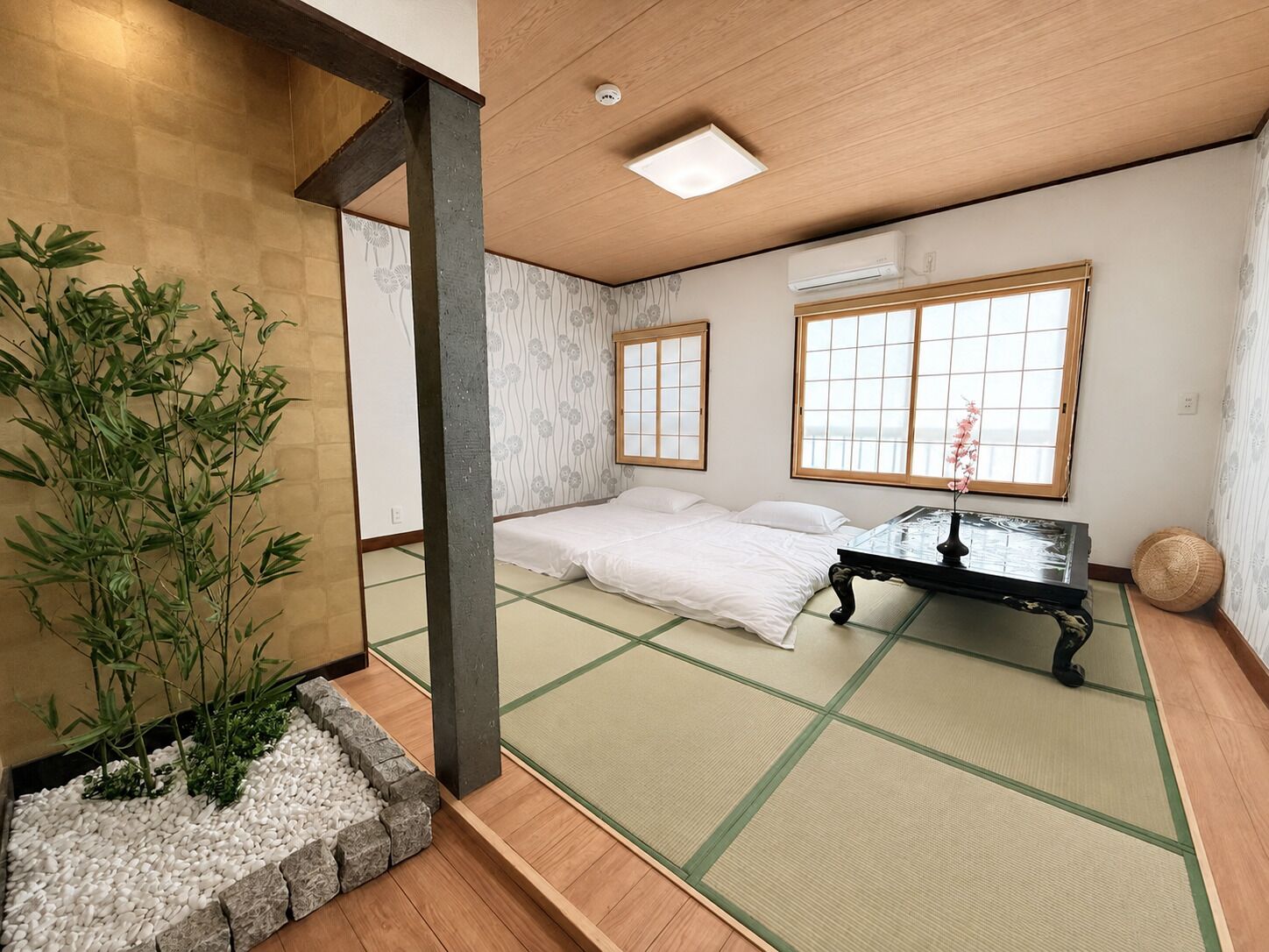 4 bedrooms, WiFi (free)
