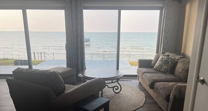 Beautiful 5-bedroom beach house on North Shore of Sand Point, near Caseville MI