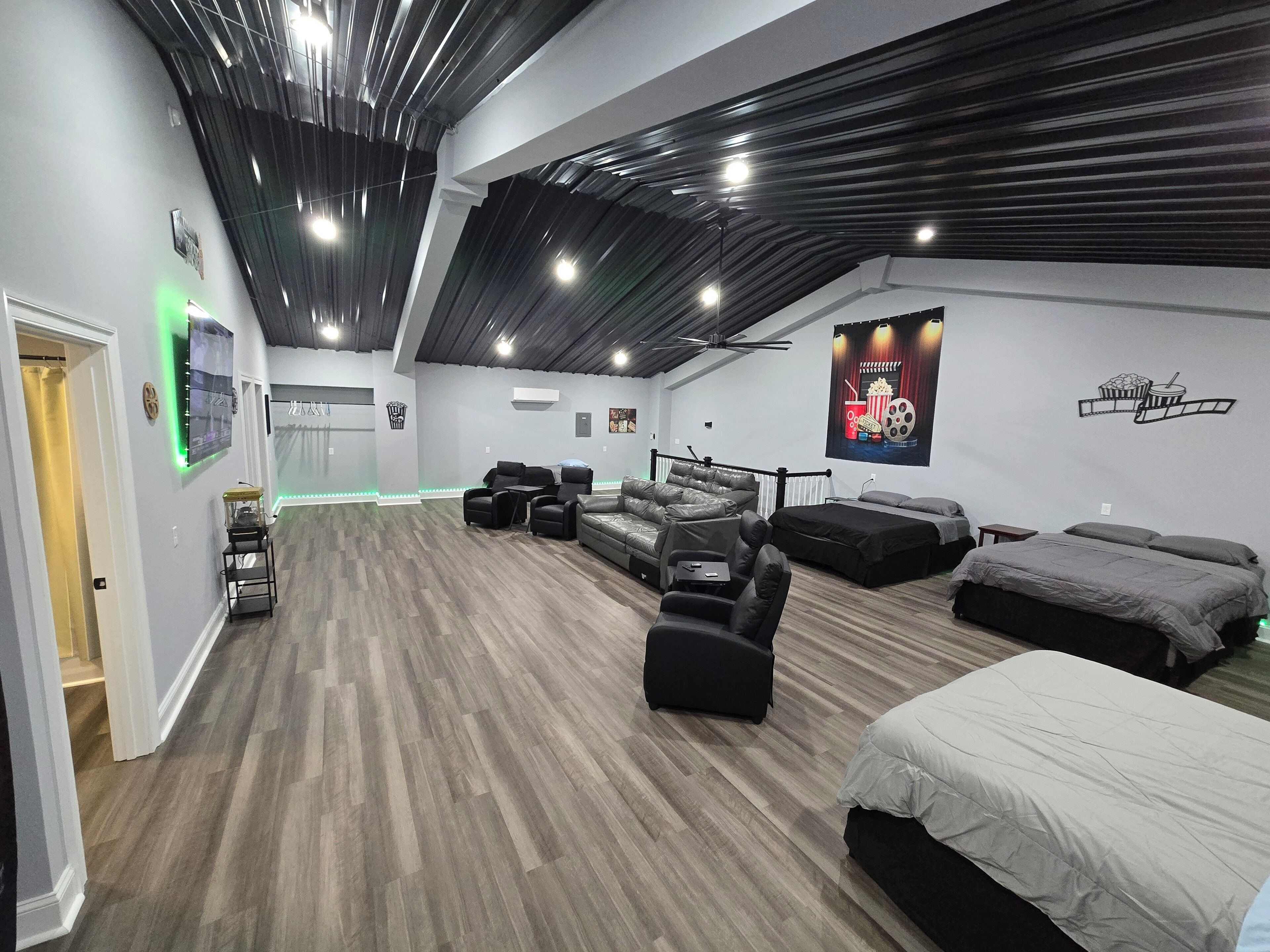 5 間睡房、免費 Wi-Fi、床單