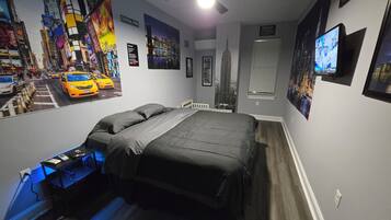 5 bedrooms, free WiFi, bed sheets