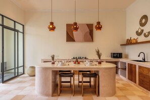 Villa | Dining room