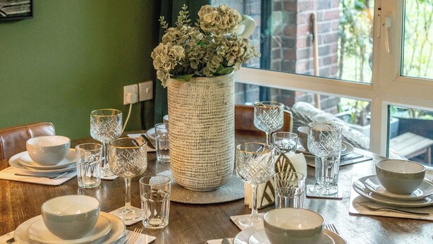 Dining - 30%OFF|LastMinDeal|London|WiFi|Parking|Sleeps7|Netflix|Families|Leisure|WeekStay (London)