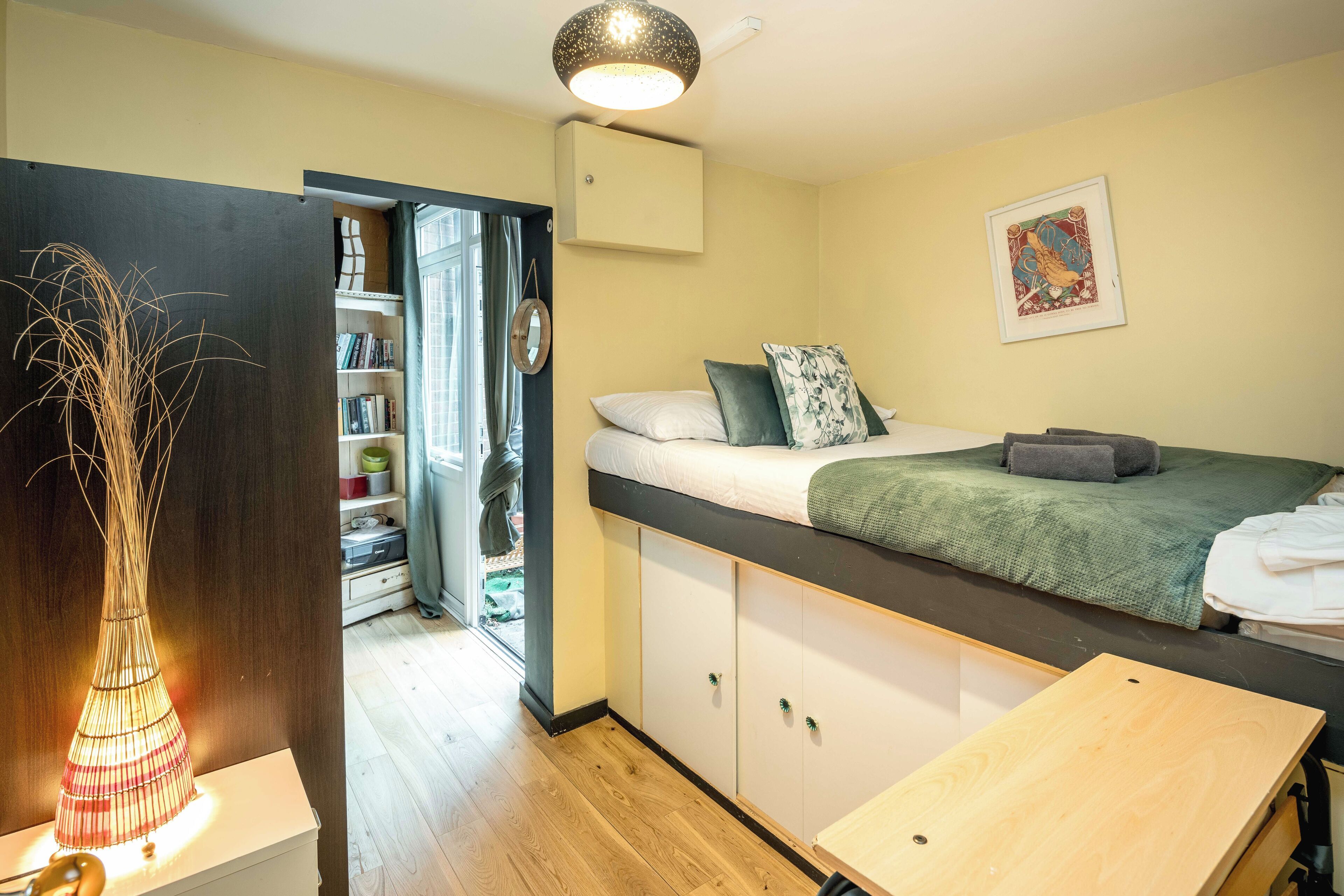 熨斗/熨衫板、可攜式嬰兒床、免費 Wi-Fi、床單