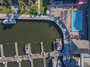Pool - Condo at the Bay with Resort-Style Amenities, Pool, Tiki Bar (Sarasota)