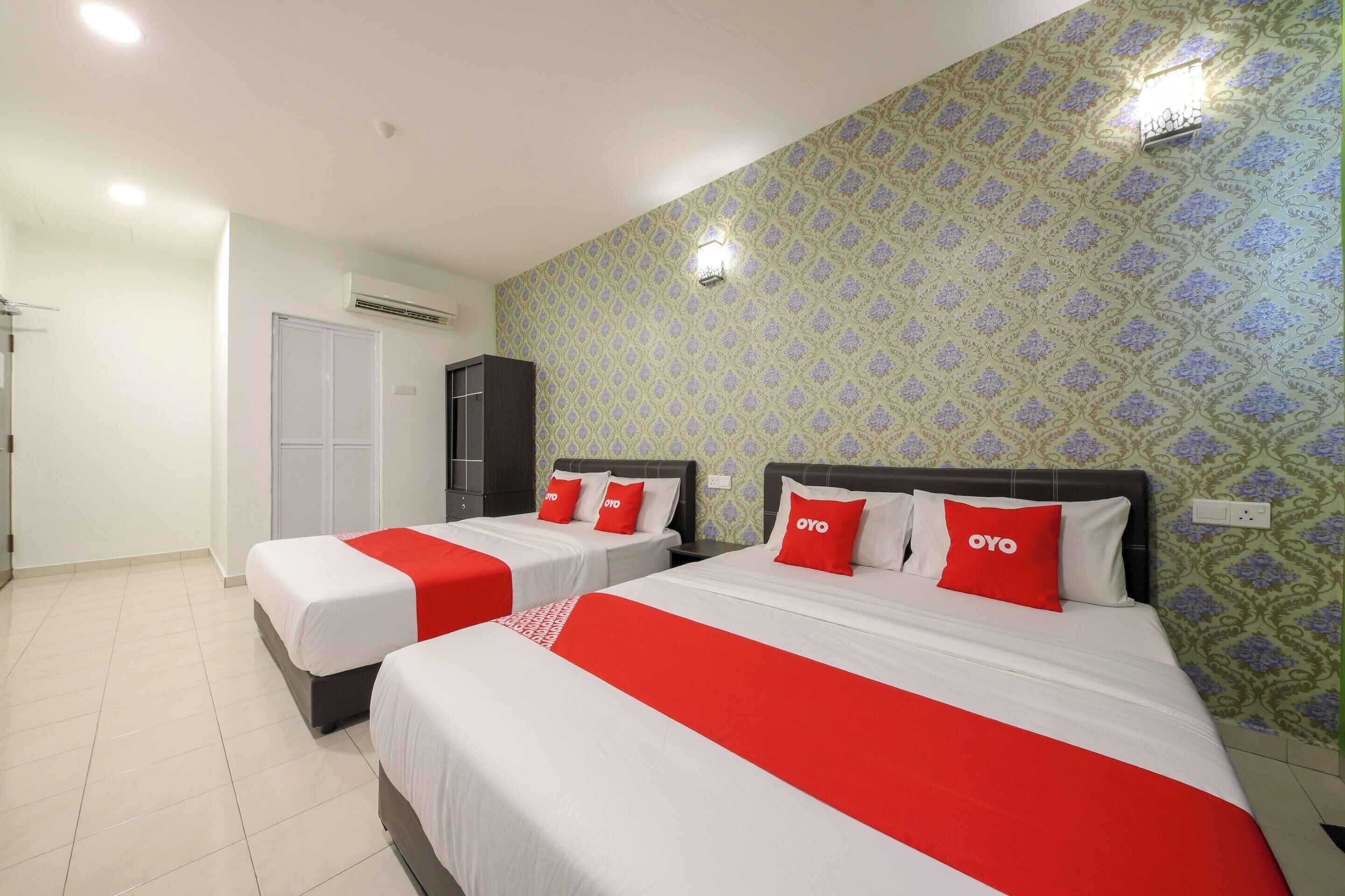 Desk, laptop workspace, free WiFi, bed sheets