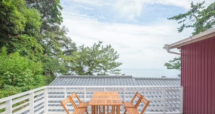 KAWAZU BEACH HOUSE BLUE MOON