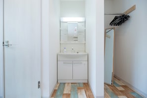 1 bedroom, free WiFi, bed sheets - KAWAZU BEACH HOUSE BLUE MOON (Kawazu)