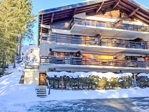 Arolla R01 by Interhome