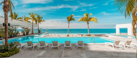 Piscine extérieure, piscine chauffée