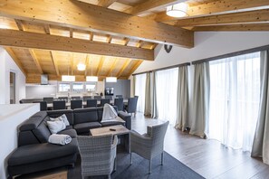 Living room - Chalet in Wagrain on Ski Slopes (Wagrain)