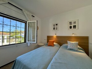 3 soverom og internettilgang