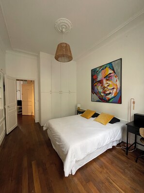 2 chambres, fer et planche Ă repasser, Wi-Fi, literie fournie