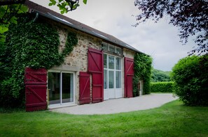 Exterior - Holiday Home 'Gites De Groupe Pour 24 Personnes' with Private Pool, Private Terrace and Wi-Fi (Angoisse)