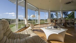 Interior - Modern holiday home with private pool and spa in the Périgord countryside (Angoisse)