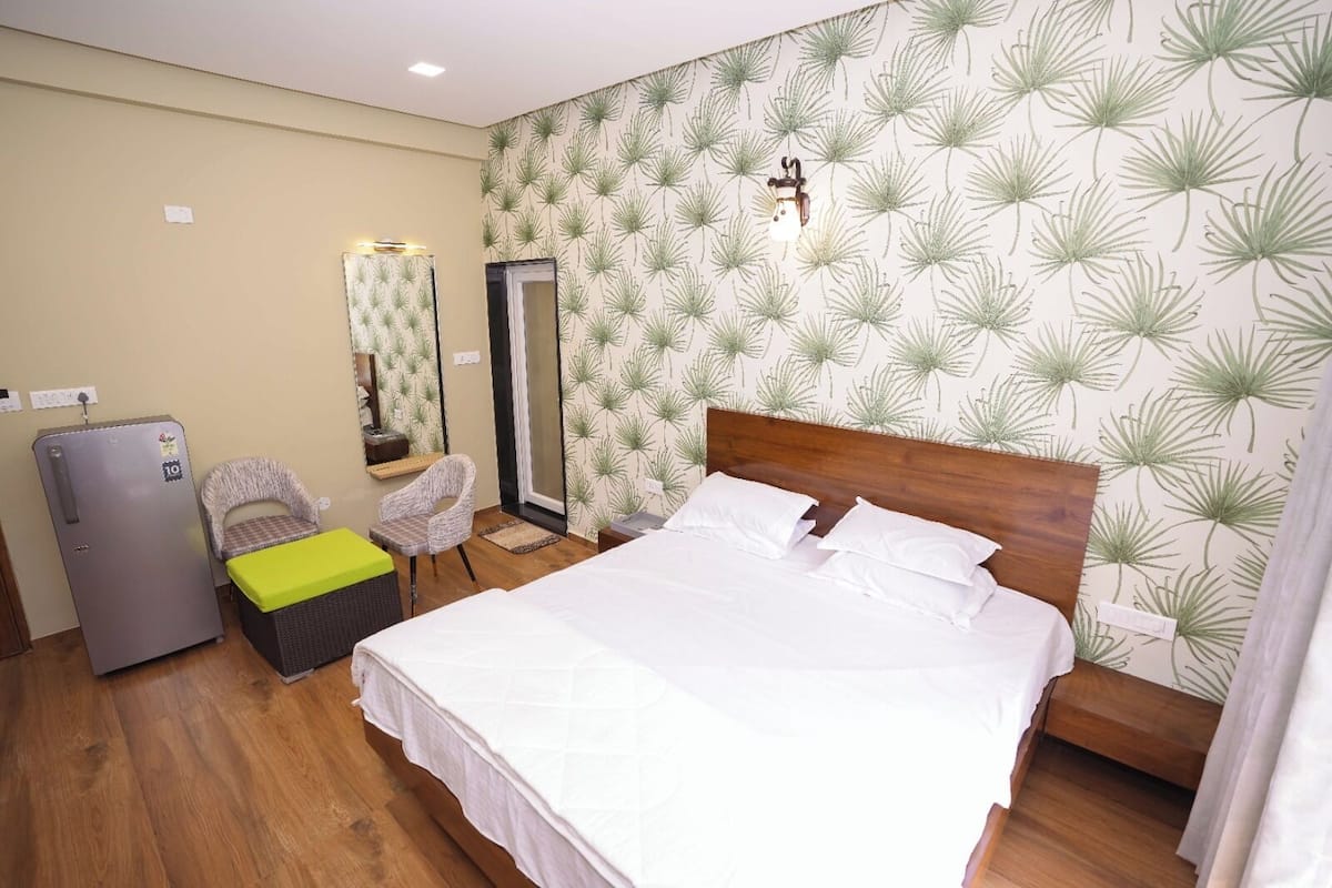 Classic Quadruple Room, Balcony, Garden View | 1 bedroom, desk, free WiFi