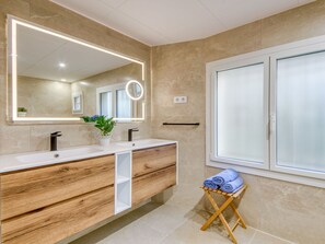 Haartrockner, Handtücher