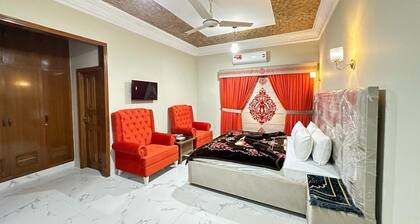 Decent Family Guest House