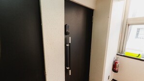 Óflokkuð mynd, 3 af 13, hnappur