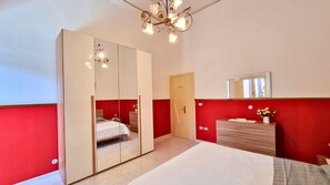 2 bedrooms, bed sheets