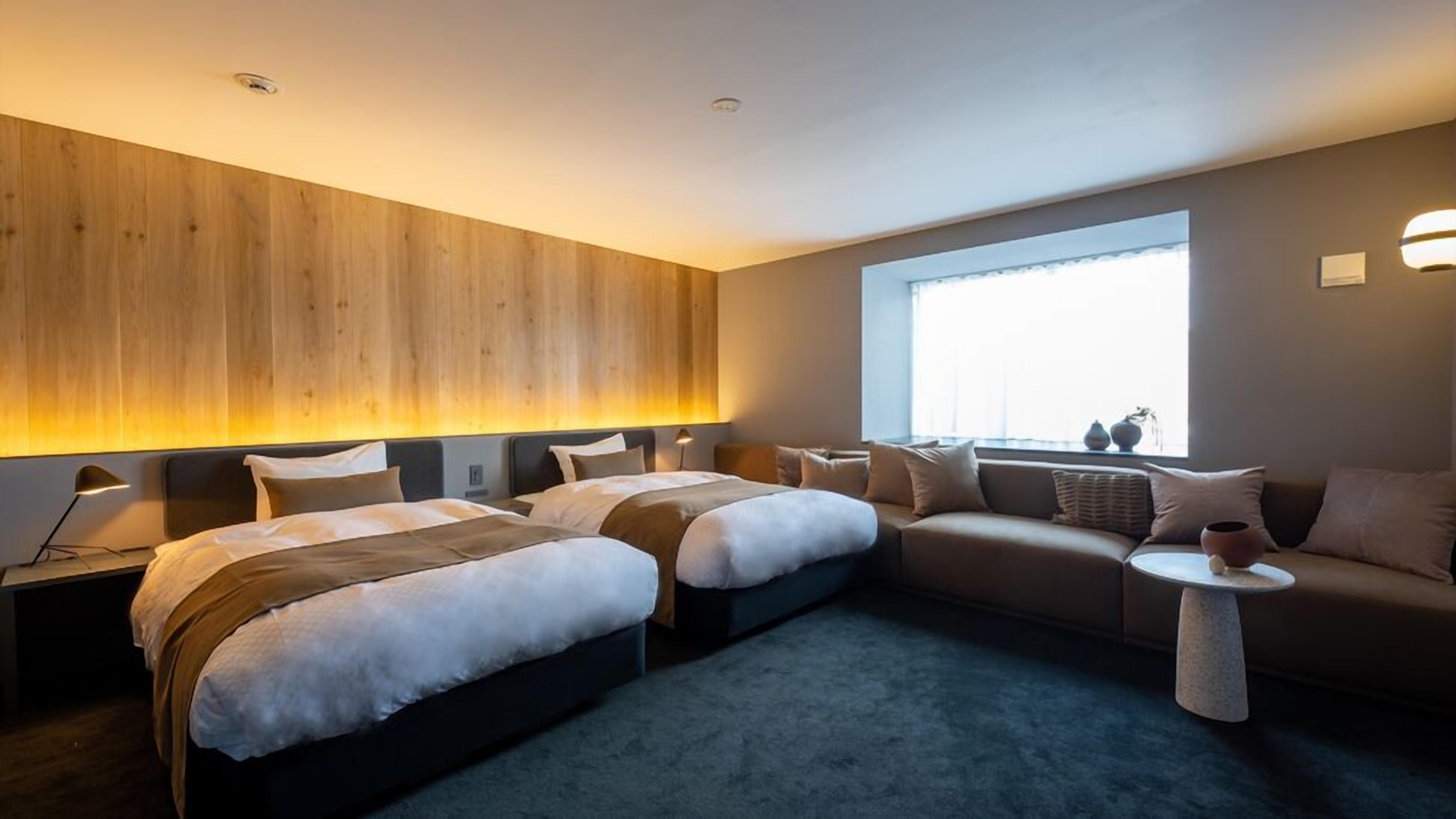 Free minibar items, in-room safe, desk, free WiFi