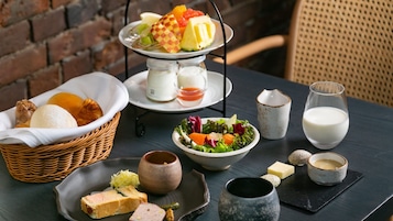 Desayuno continental todos los días (con cargo)