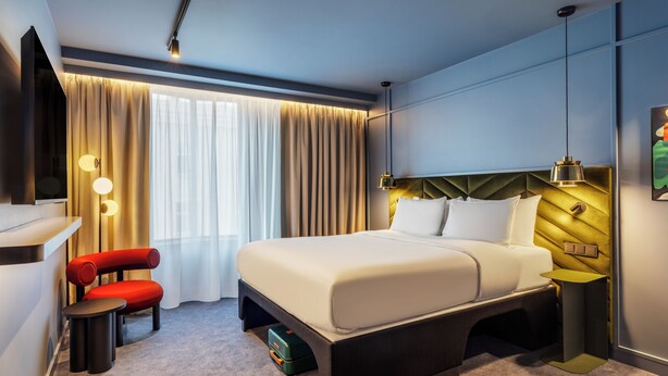 TRIBE EXTRA Queen Room
